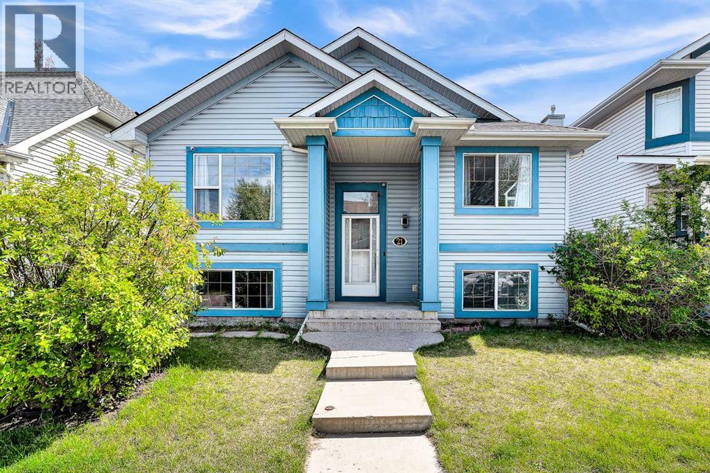 21 Erin Meadow Manor SE, Erin Woods, Calgary photo 1