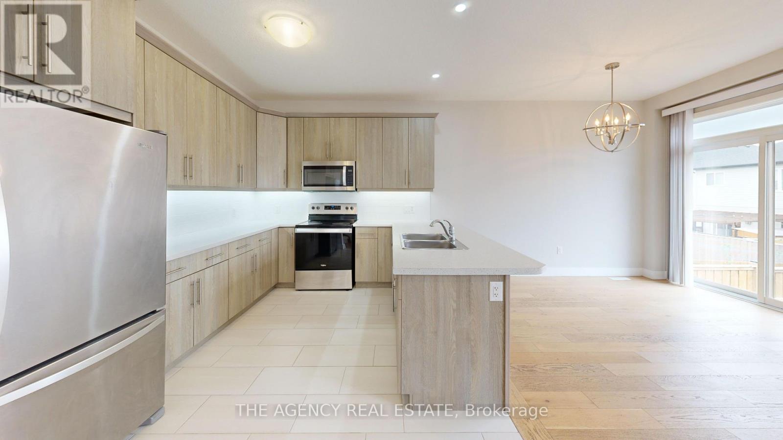 48 EDGEVALLEY ROAD - Image 20