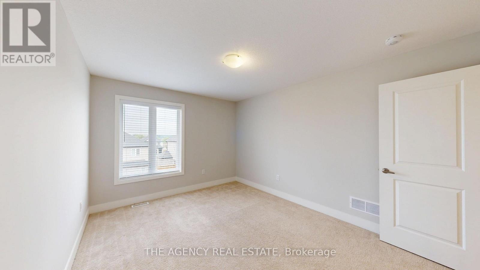 48 EDGEVALLEY ROAD - Image 31