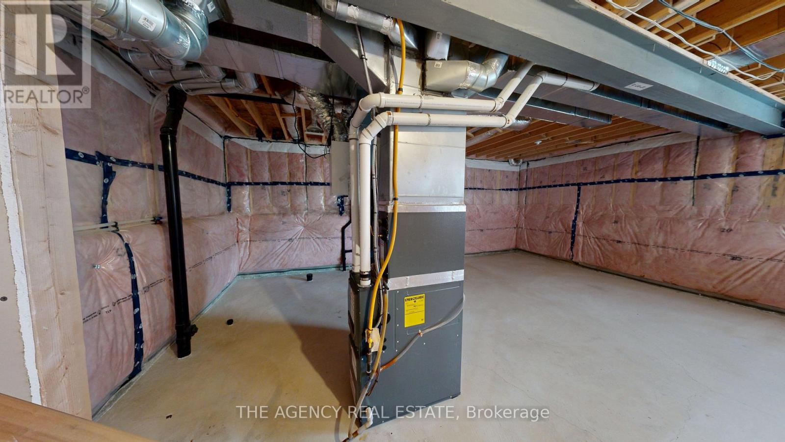 48 EDGEVALLEY ROAD - Image 37