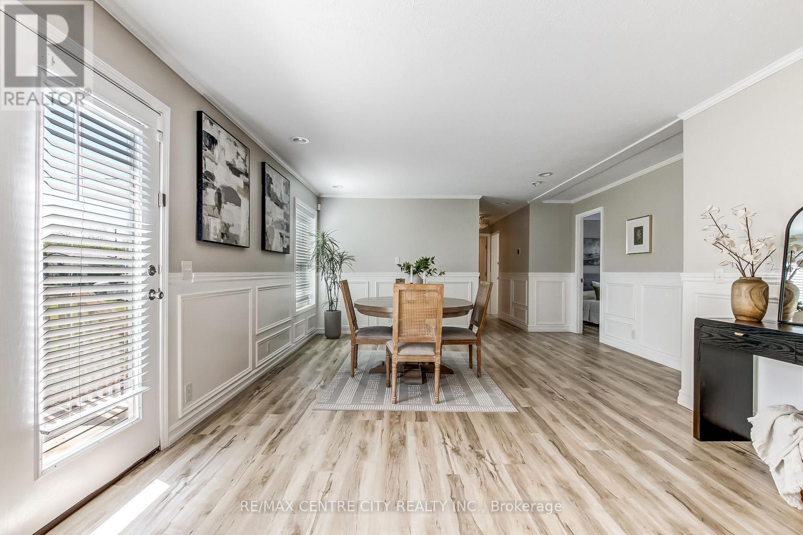 #201 198 SPRINGBANK DRIVE - 12