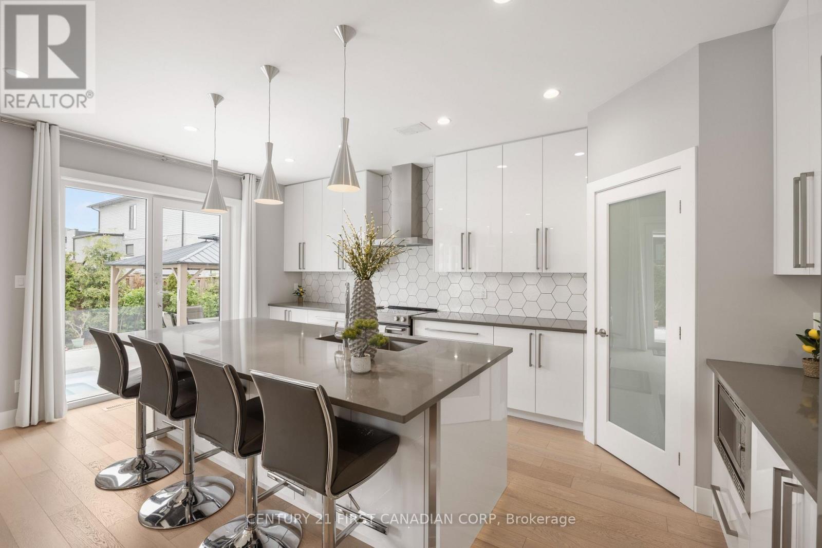 2190 BAKERVILLA STREET - 17
