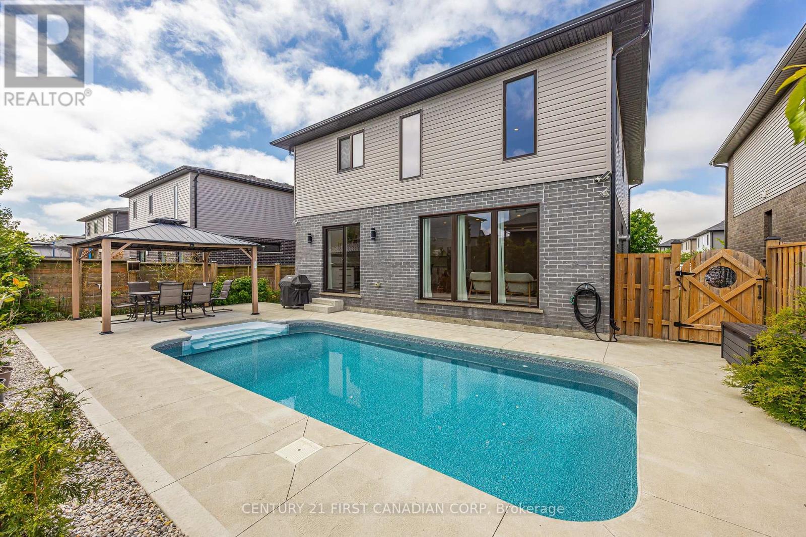 2190 BAKERVILLA STREET - 42