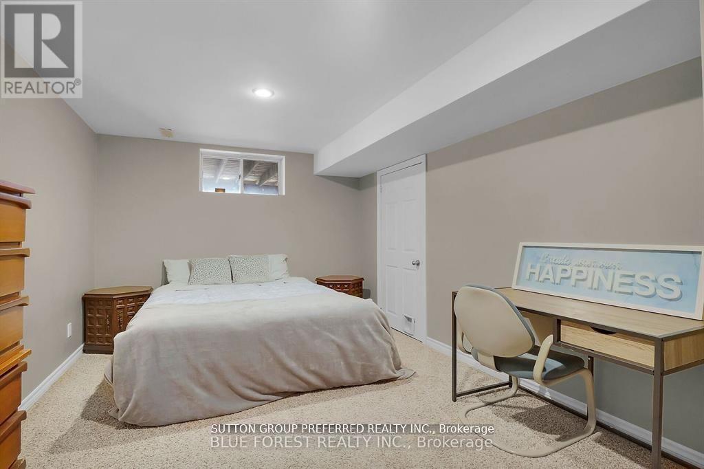 284 EXMOUTH CIRCLE - Image 19