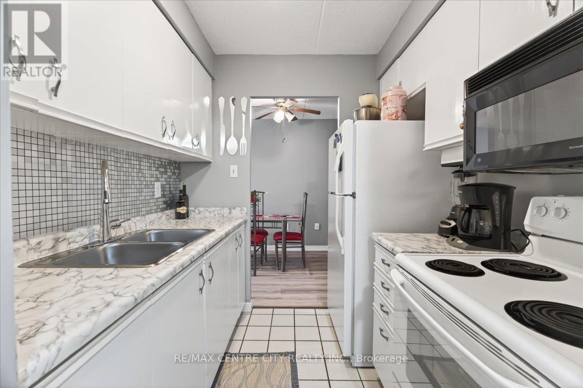 #102 31 VICTORIA STREET S - 10