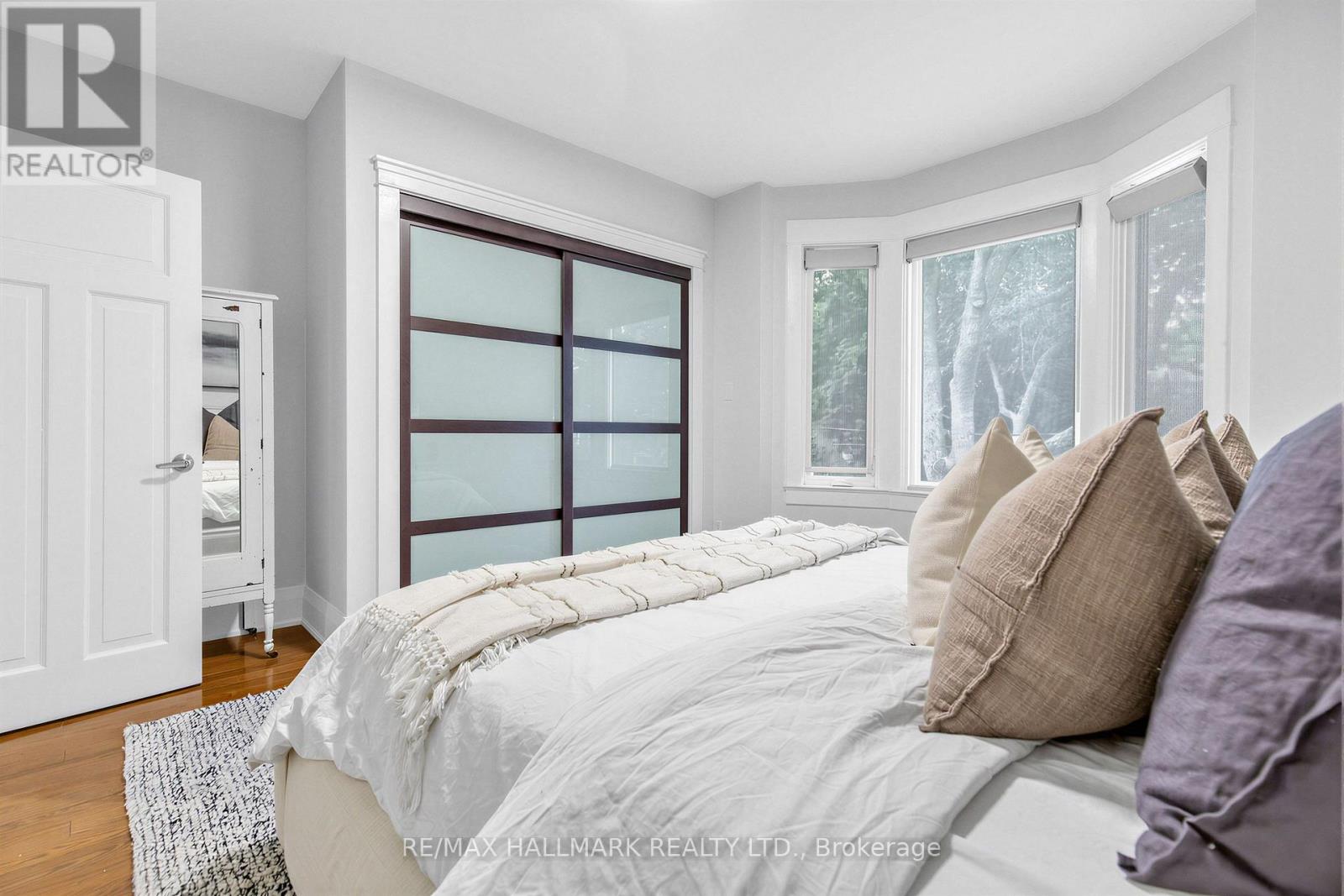 255 STRATHMORE BOULEVARD - Image 24