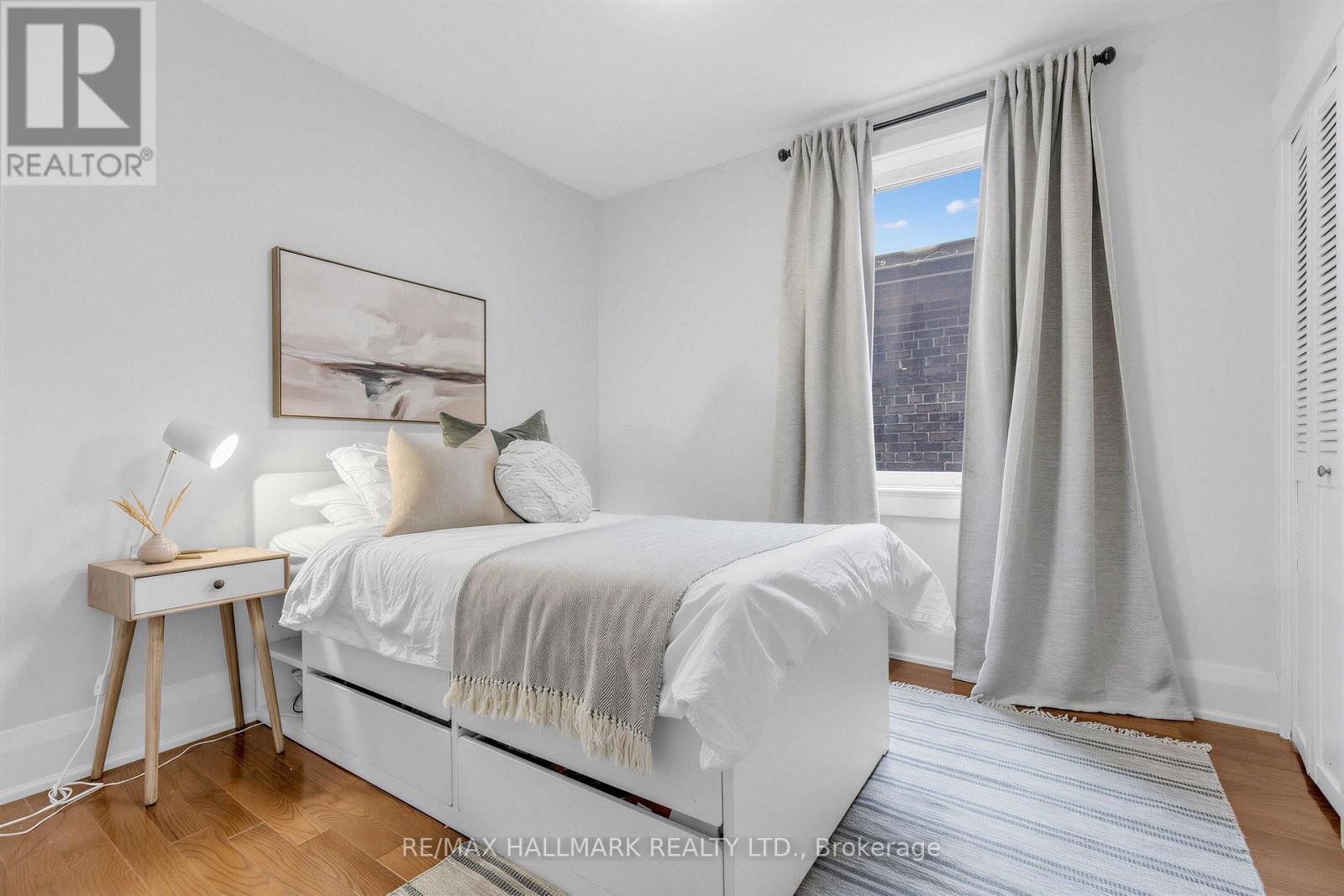 255 STRATHMORE BOULEVARD - Image 25
