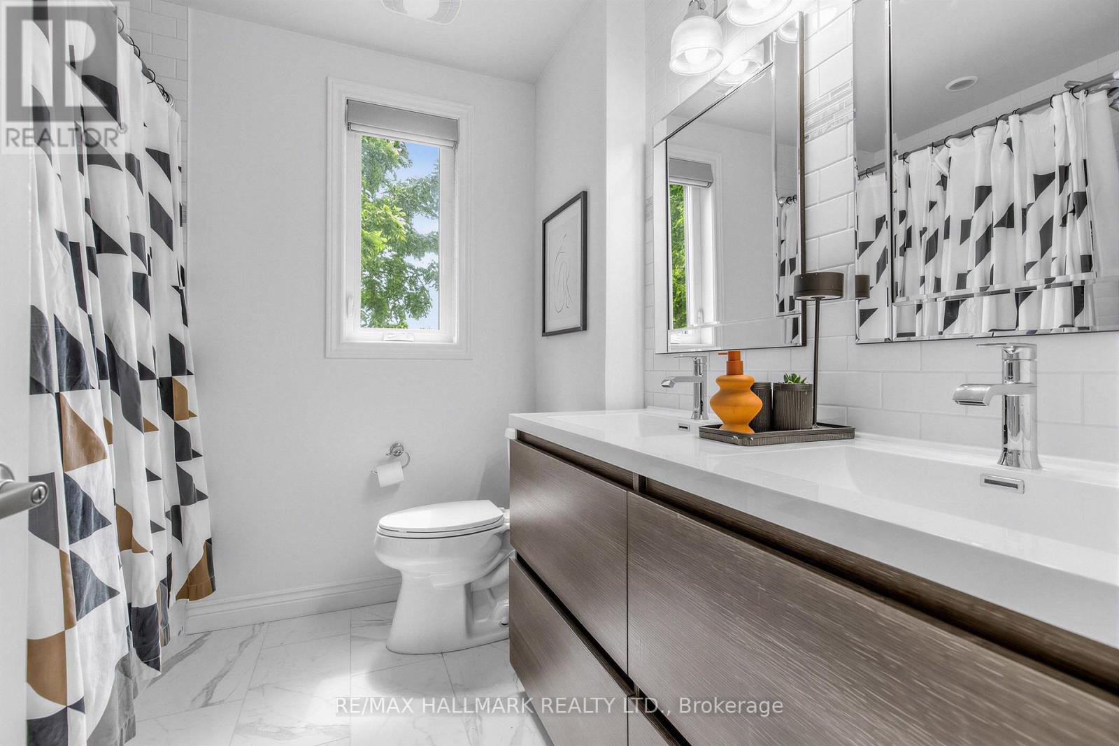 255 STRATHMORE BOULEVARD - Image 28