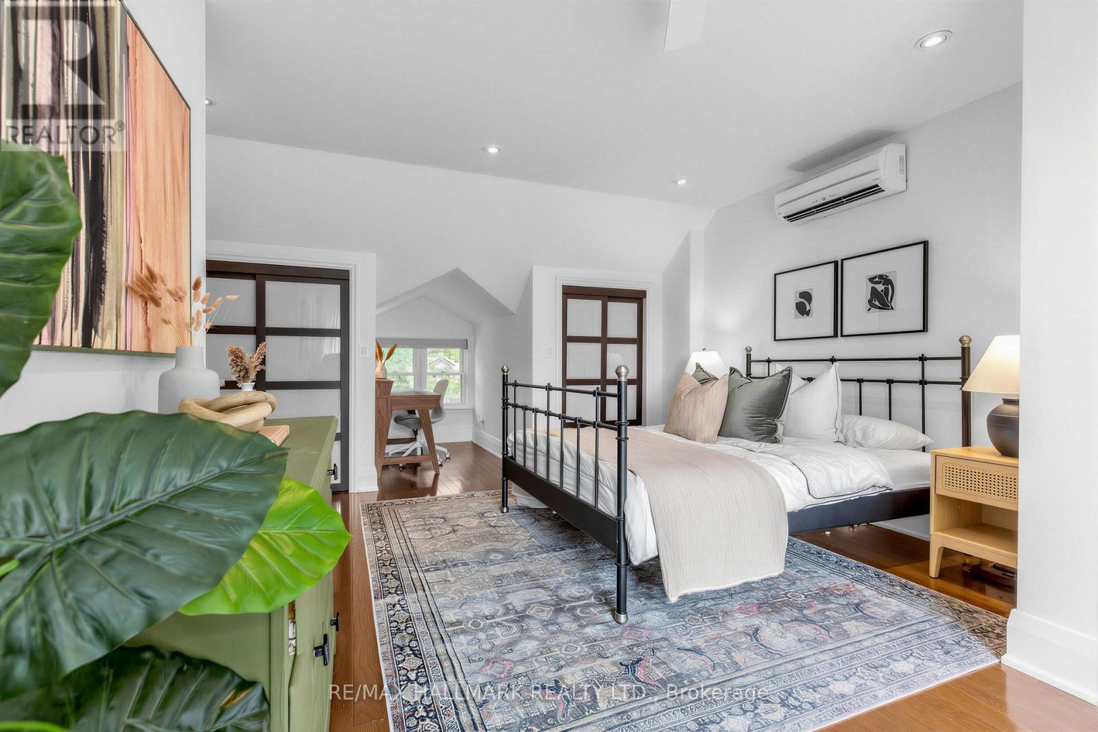 255 STRATHMORE BOULEVARD - Image 30