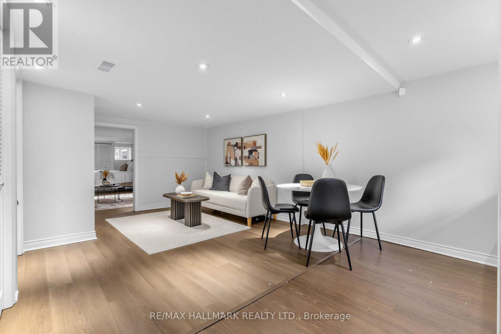 255 STRATHMORE BOULEVARD - Image 35