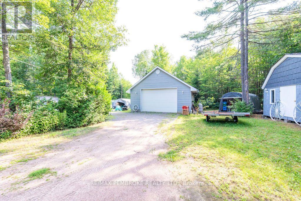 1692 BLACK BAY ROAD - Image 28