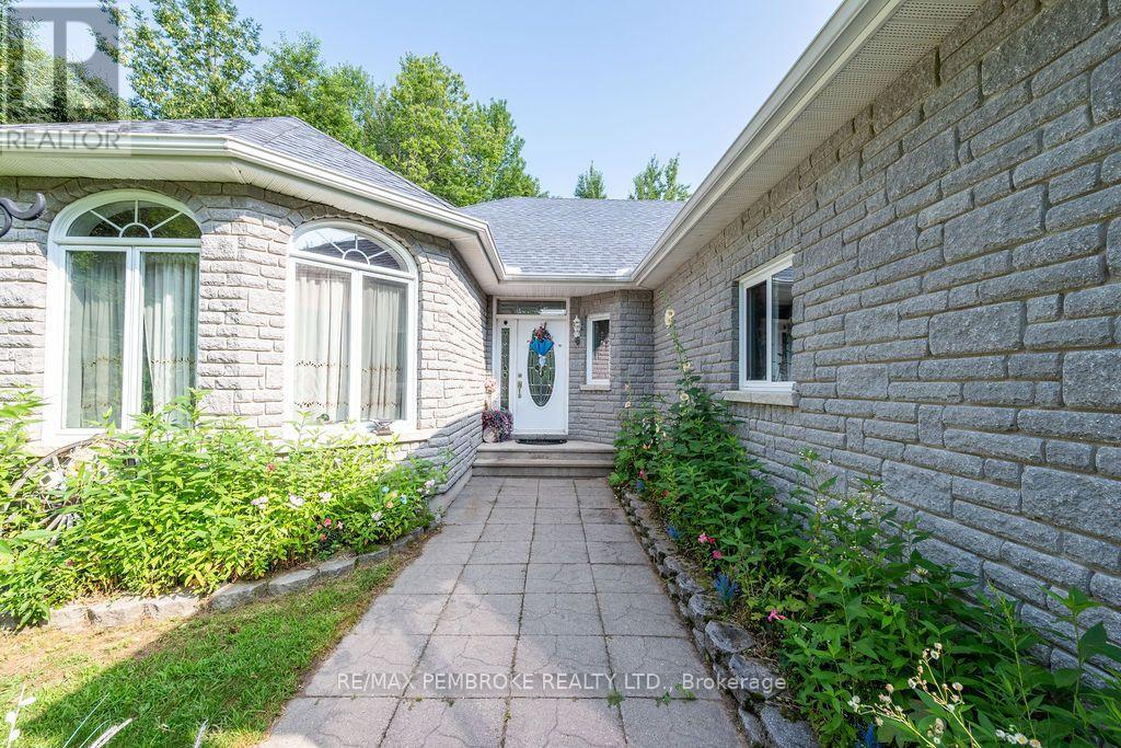 1692 BLACK BAY ROAD - Image 39