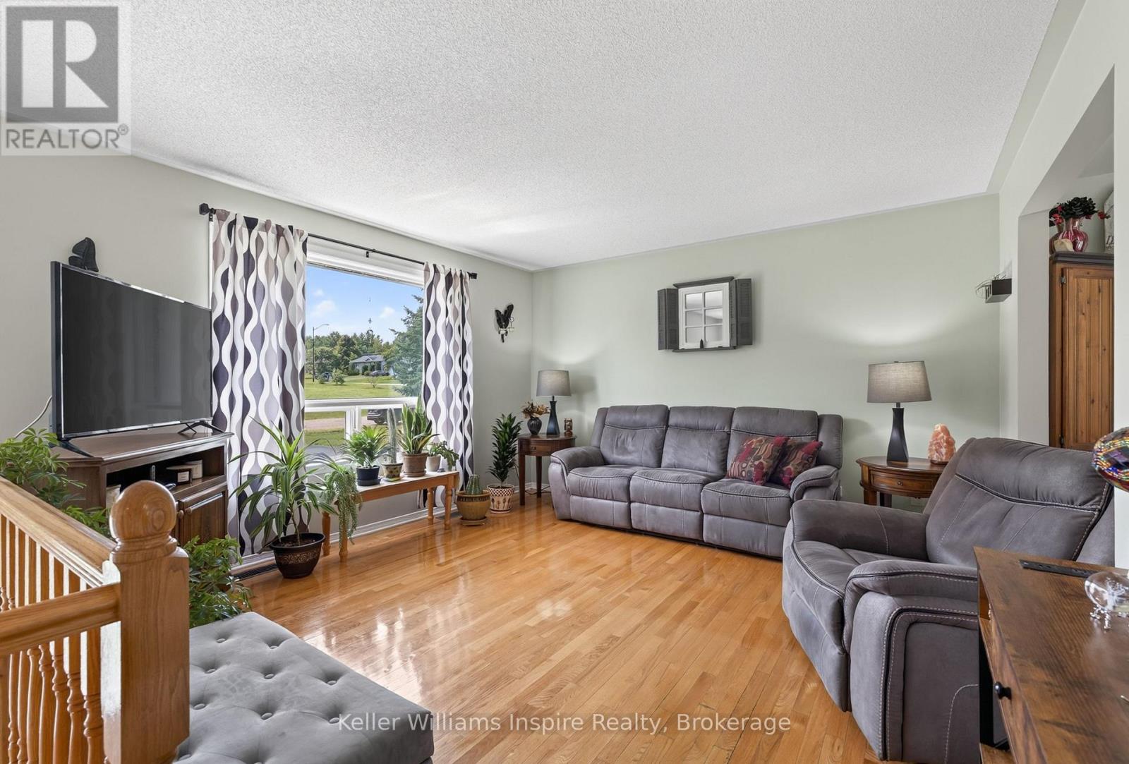 12 JAMIE CRESCENT - Image 19