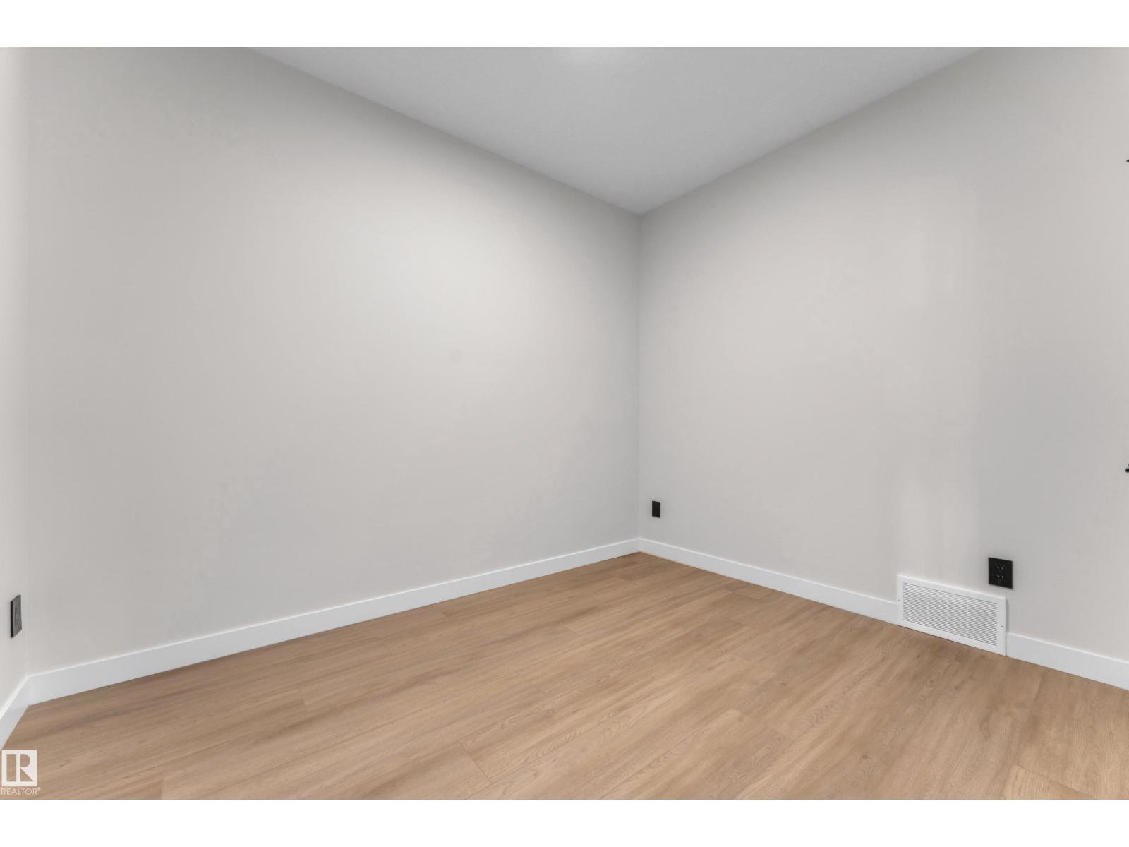 1912 48 ST SW - 10
