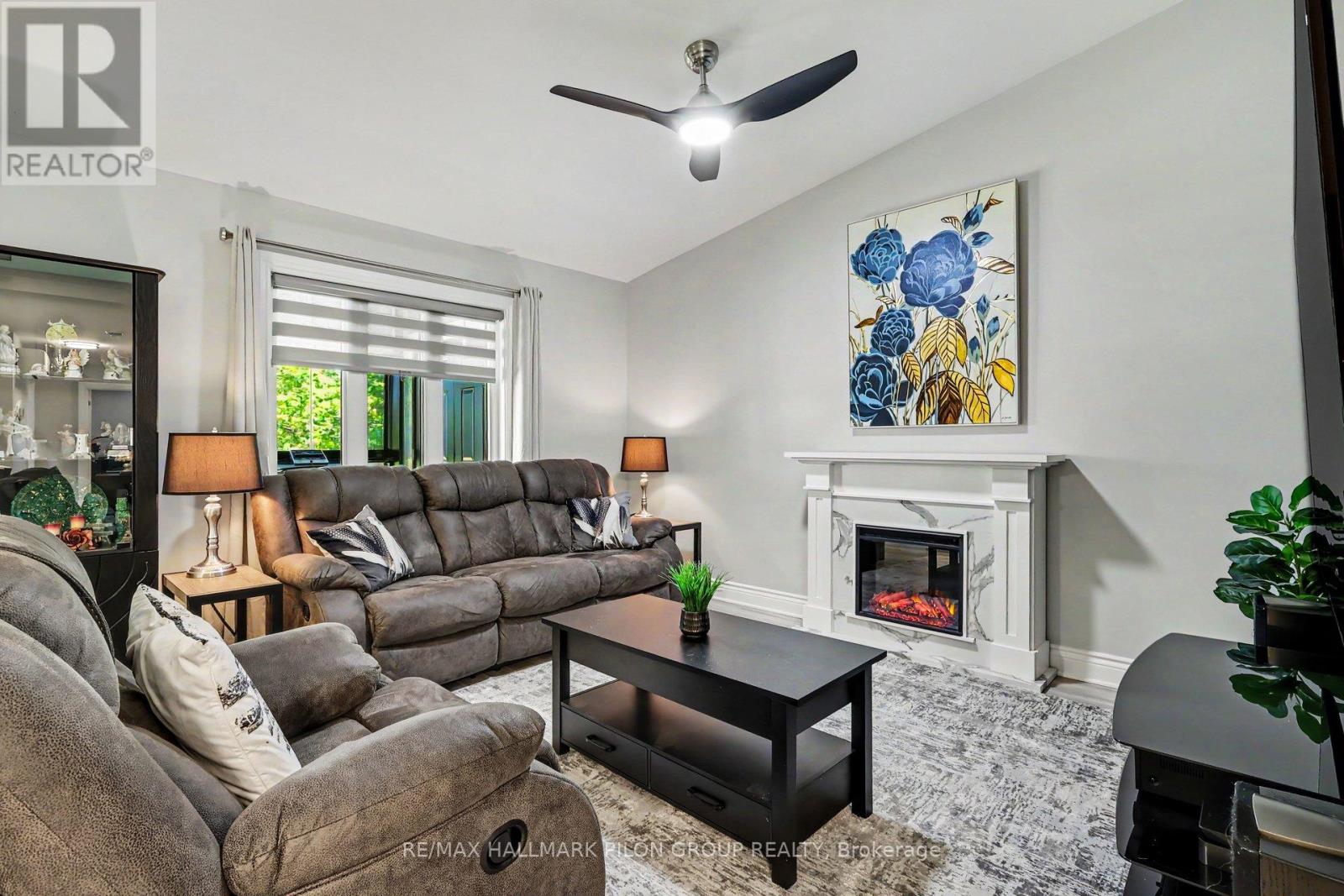 #295 308 MASTERS LANE - Image 13