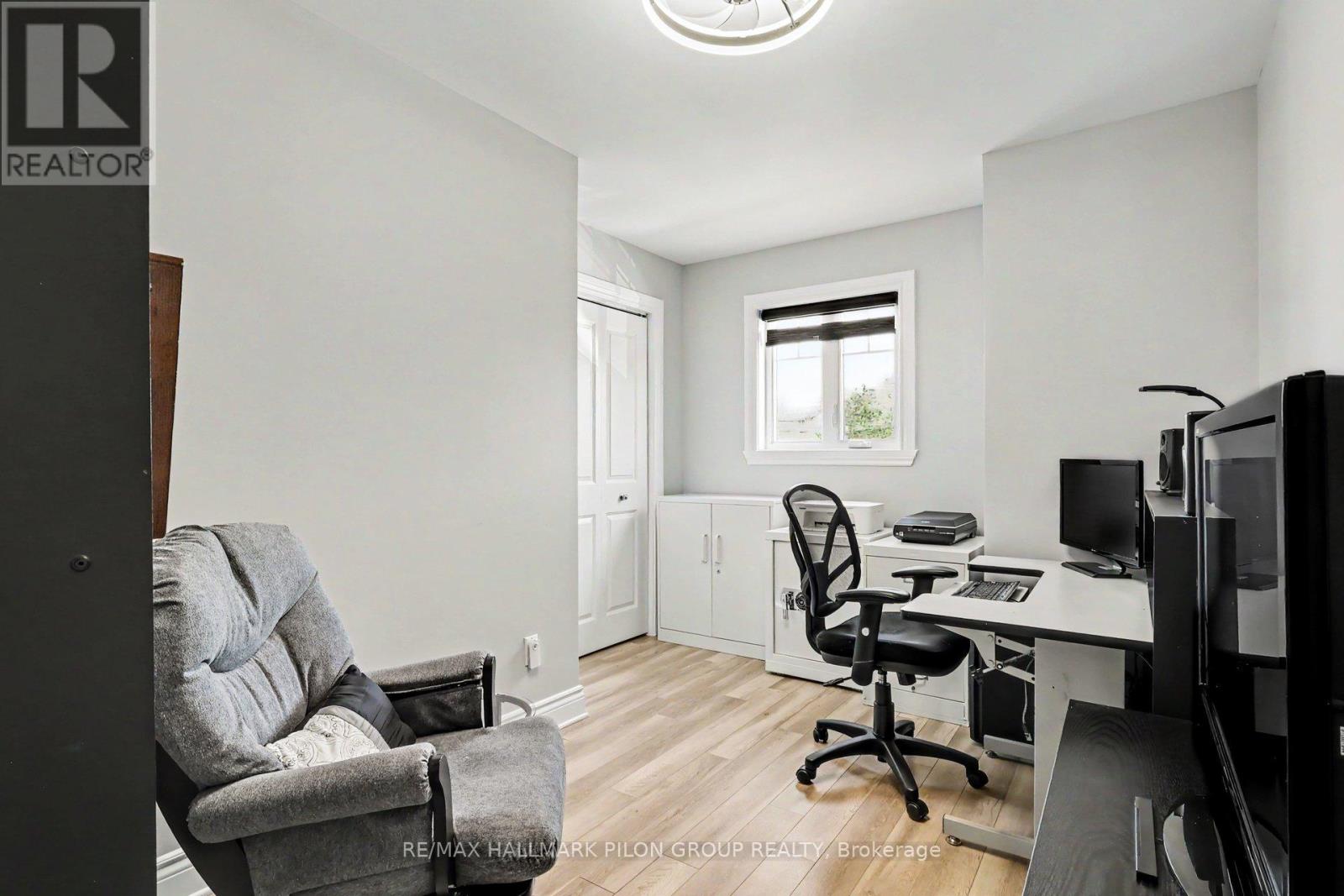 #295 308 MASTERS LANE - Image 19