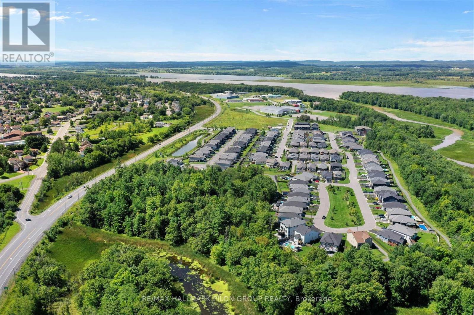 #295 308 MASTERS LANE - Image 27