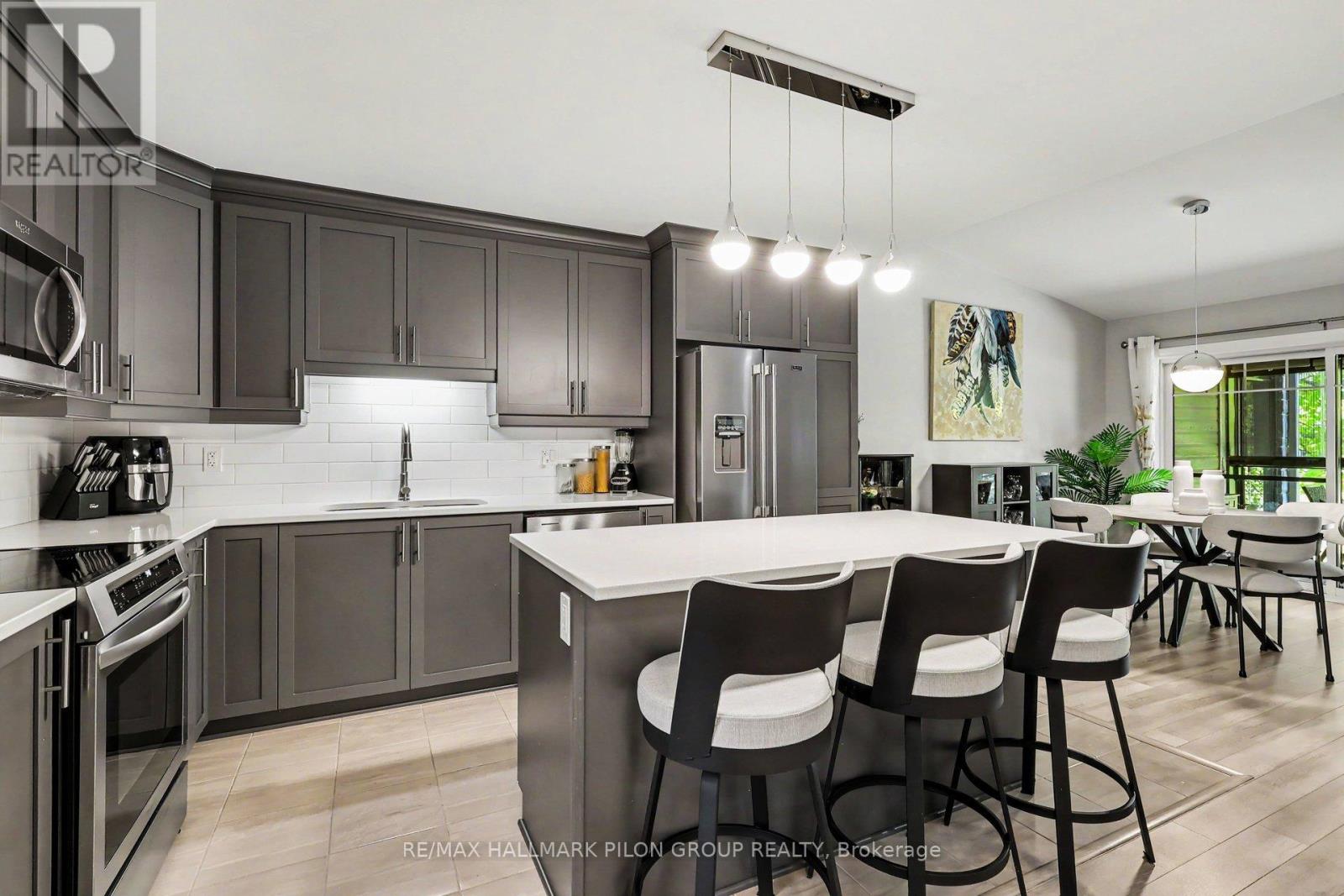 #295 308 MASTERS LANE - Image 8