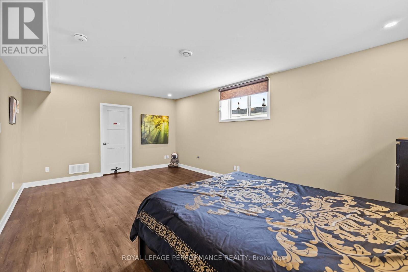 301 Dore Street