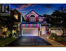 1114 NORTHGRAVES CRESCENT — photo 3