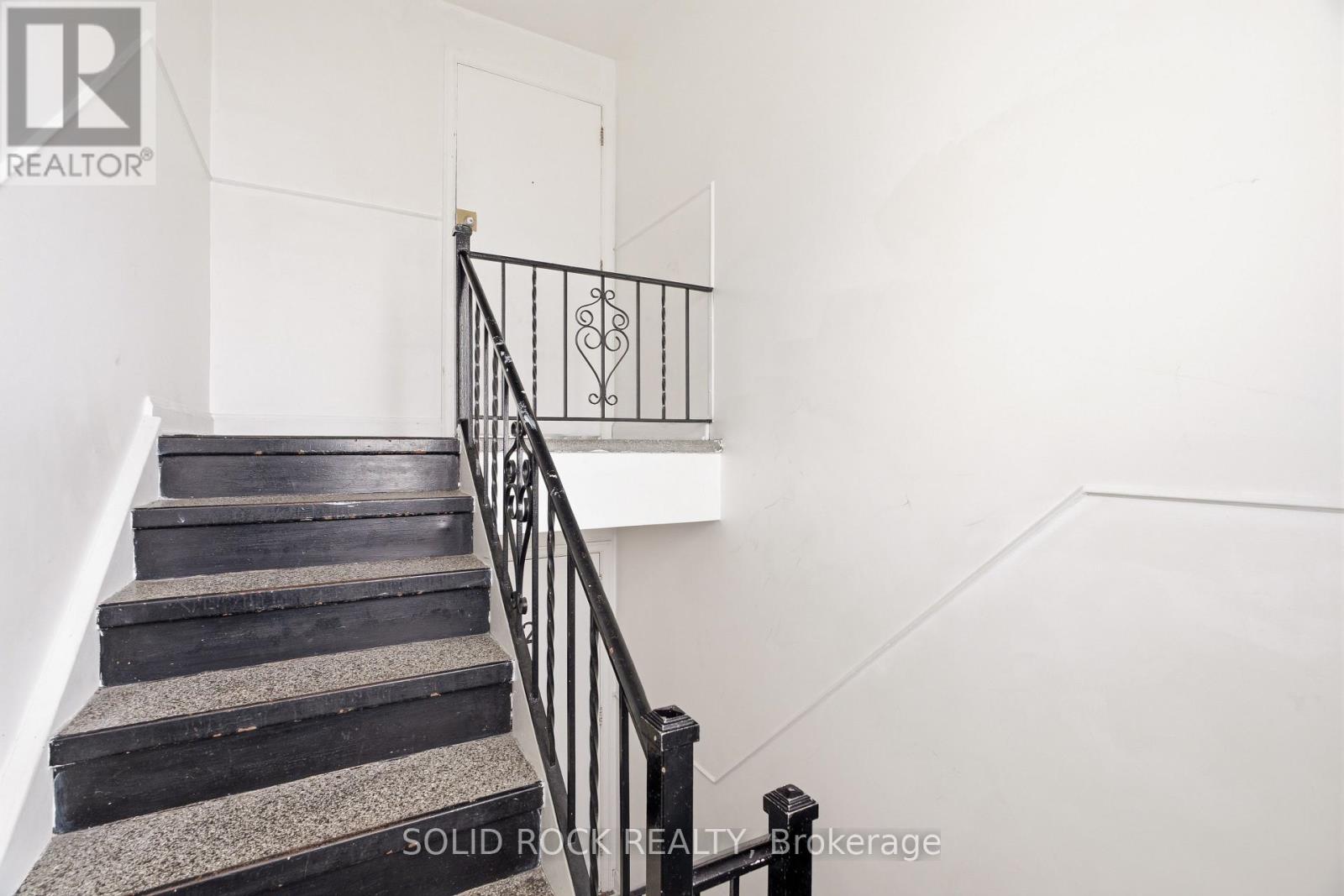 8 Bed, 3 Bath Multi-Family for Sale in Ottawa – 289 MCARTHUR AVENUE, Ottawa – MLS# X13620328 - Image 9