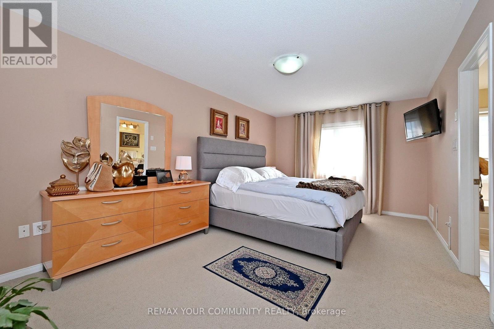 30 SPRUCE PINE CRESCENT - 23