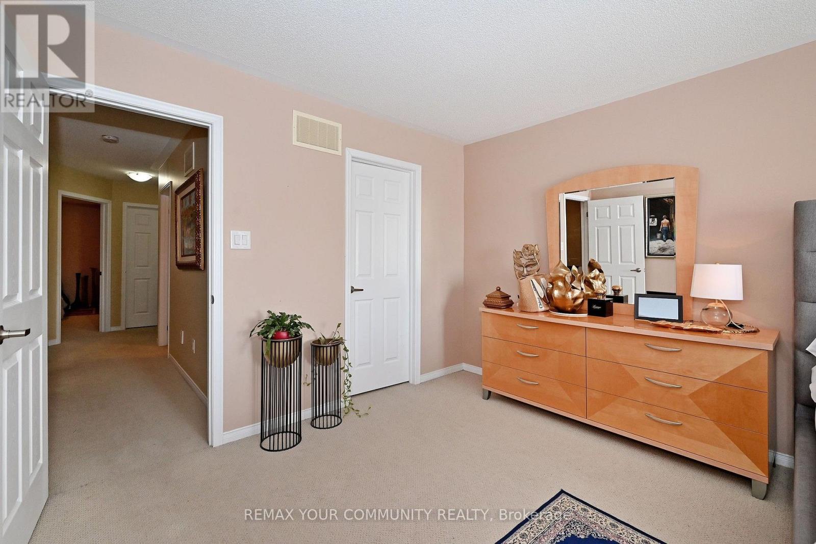 30 SPRUCE PINE CRESCENT - Image 24