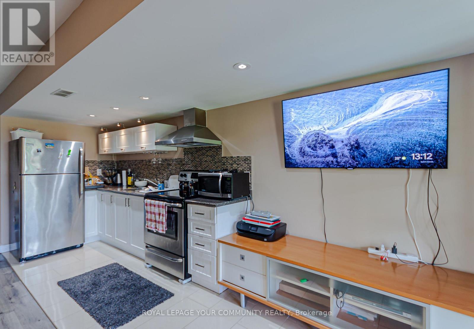 30 SPRUCE PINE CRESCENT - 30