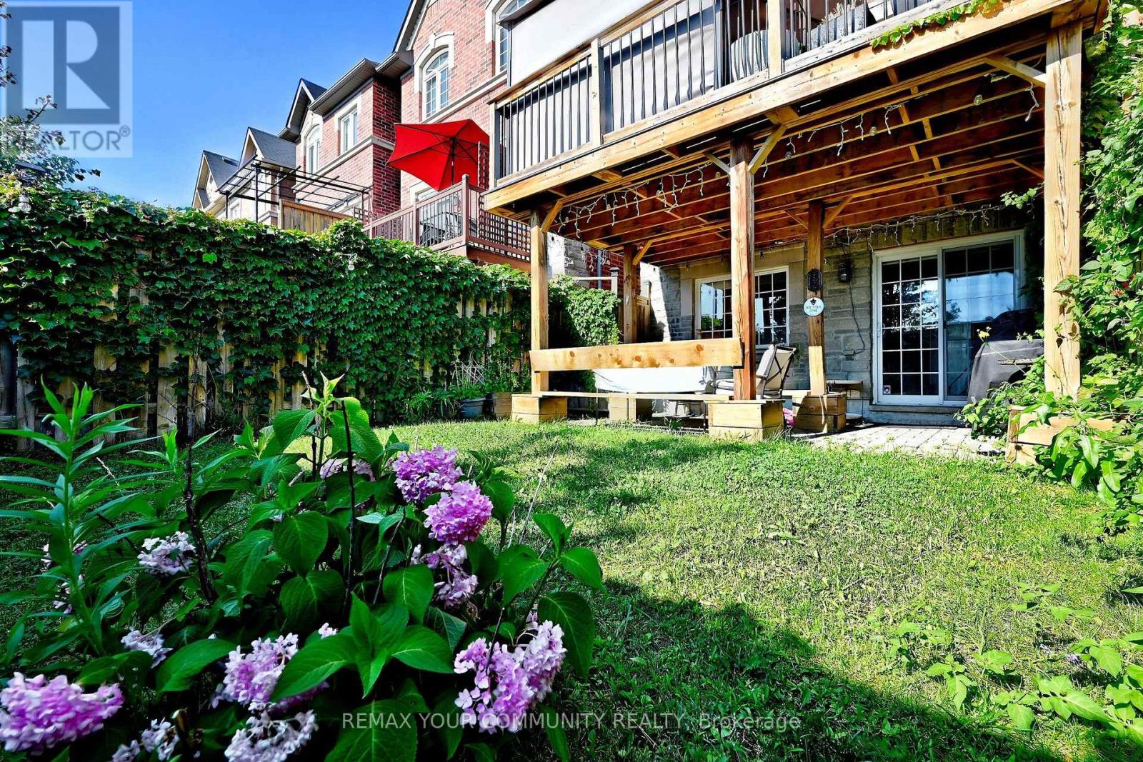 30 SPRUCE PINE CRESCENT - 37