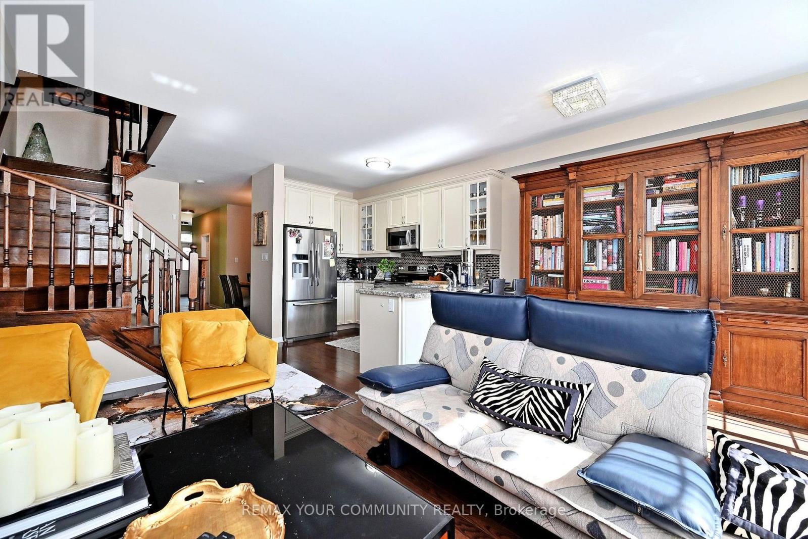 30 SPRUCE PINE CRESCENT - Image 4