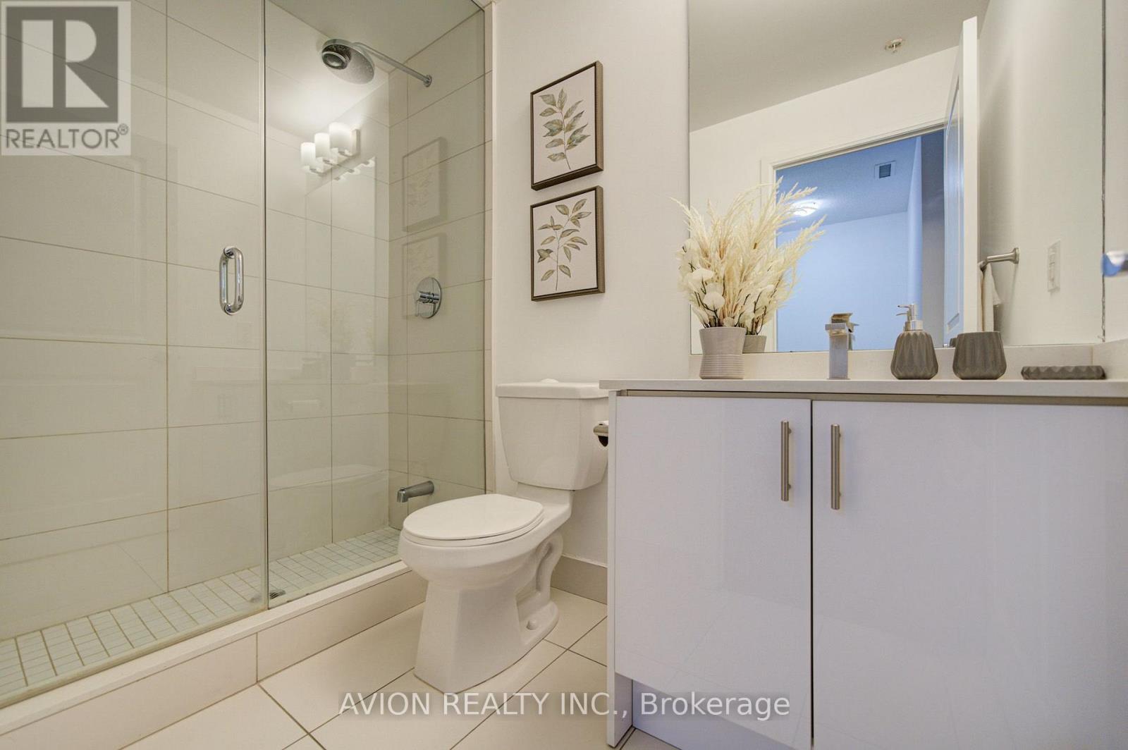 #907 9582 MARKHAM ROAD - 13