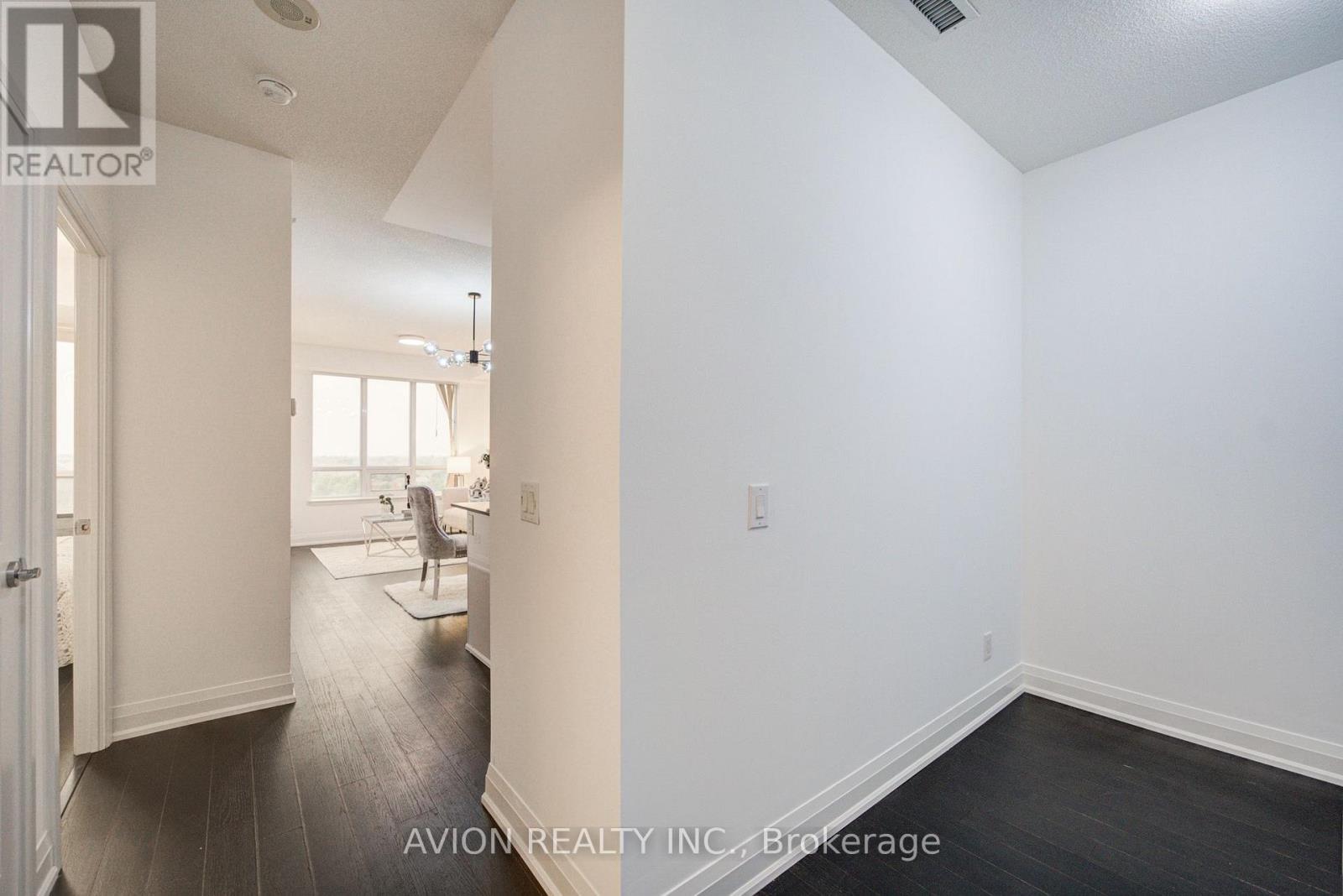 #907 9582 MARKHAM ROAD - 15