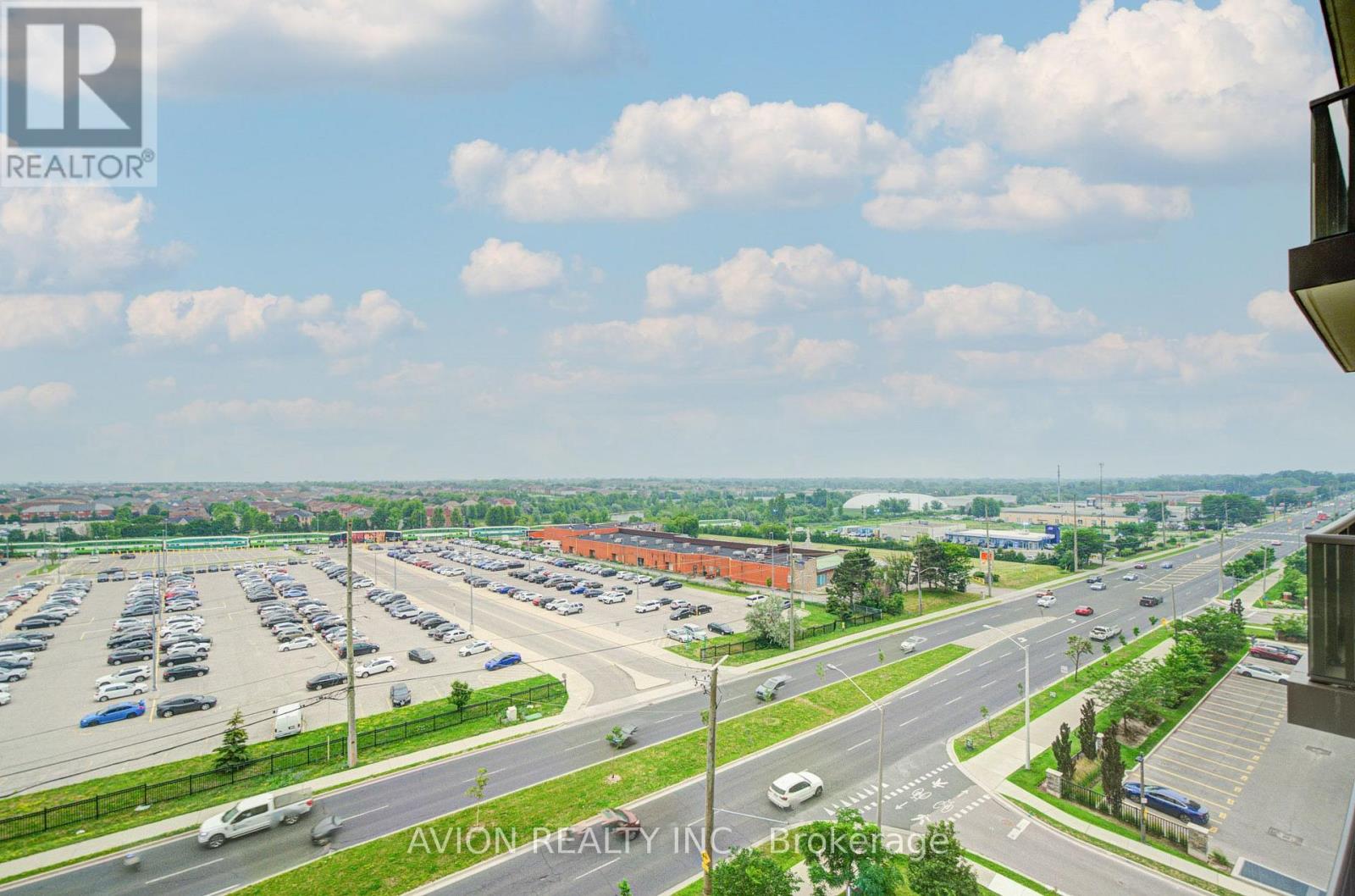 #907 9582 MARKHAM ROAD - 21