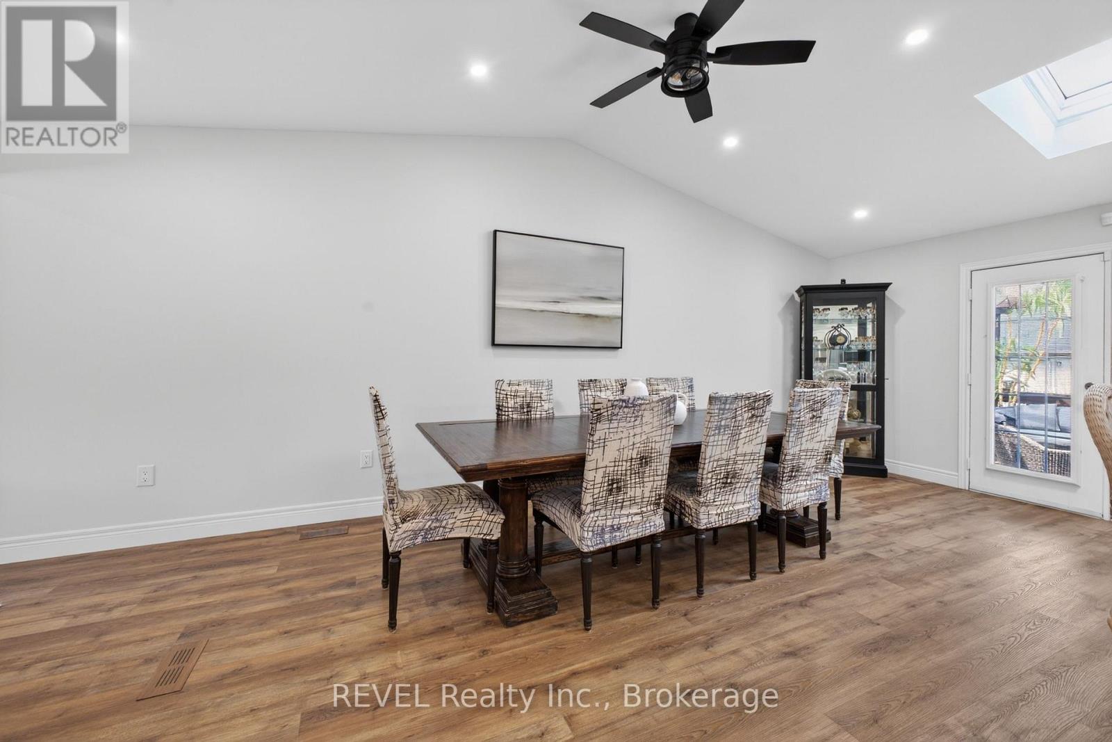 349 SCOTT AVENUE - 10