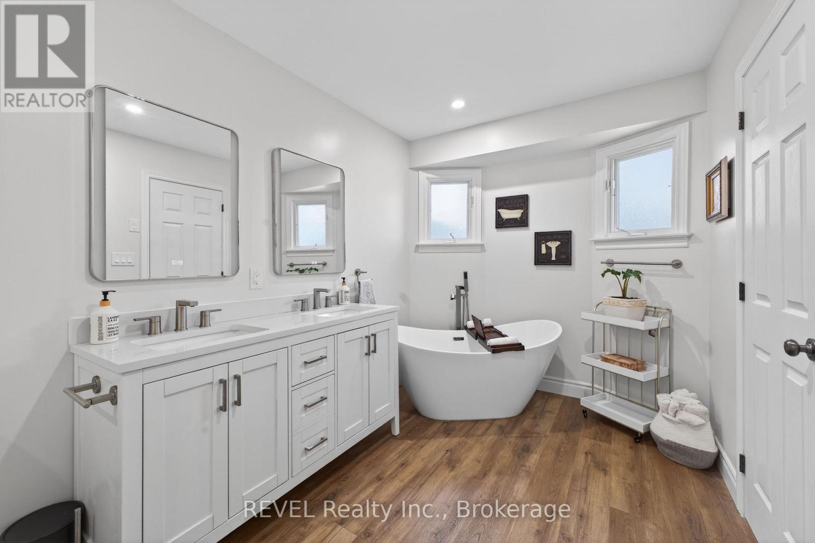 349 SCOTT AVENUE - Image 19