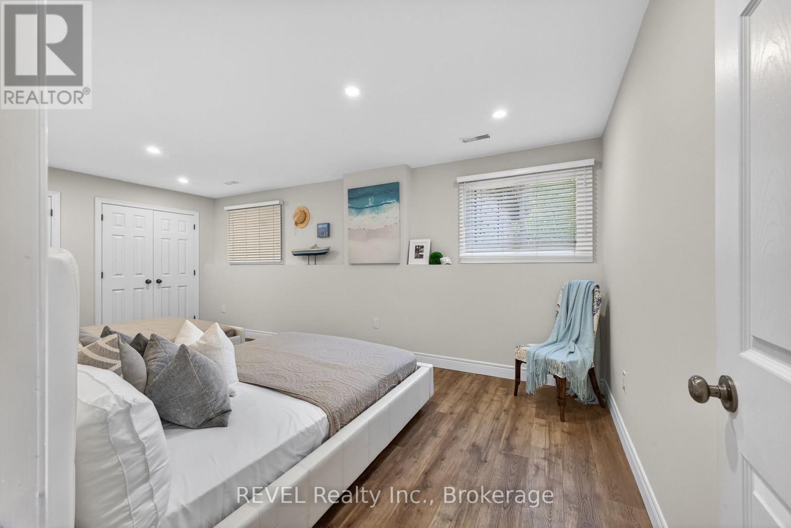 349 SCOTT AVENUE - Image 21