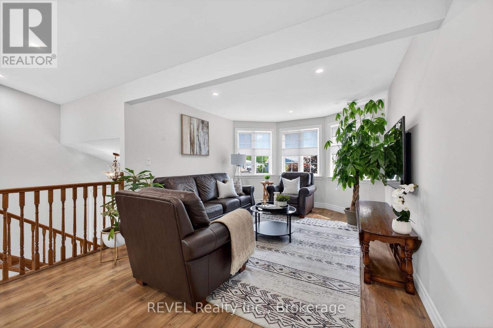 349 SCOTT AVENUE - Image 9