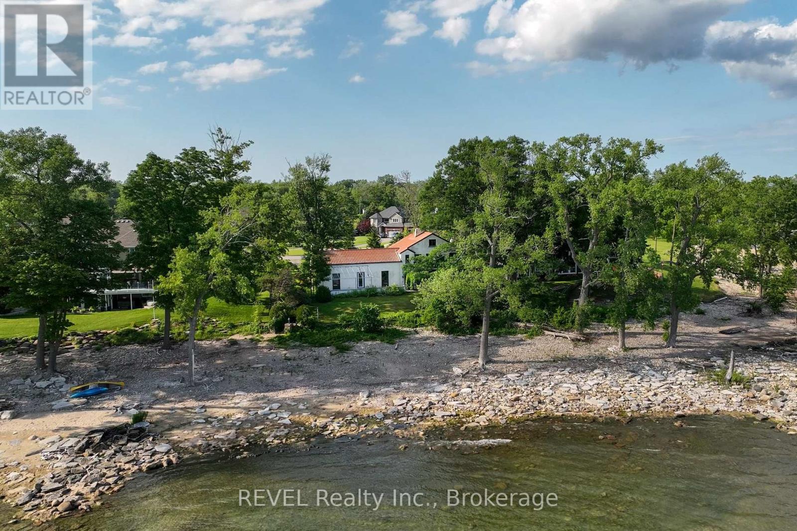 3307 LAKECREST COURT - 2