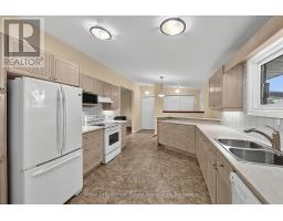 408 Mooney Crescent, Orillia, ON L3V6R4 Photo 13
