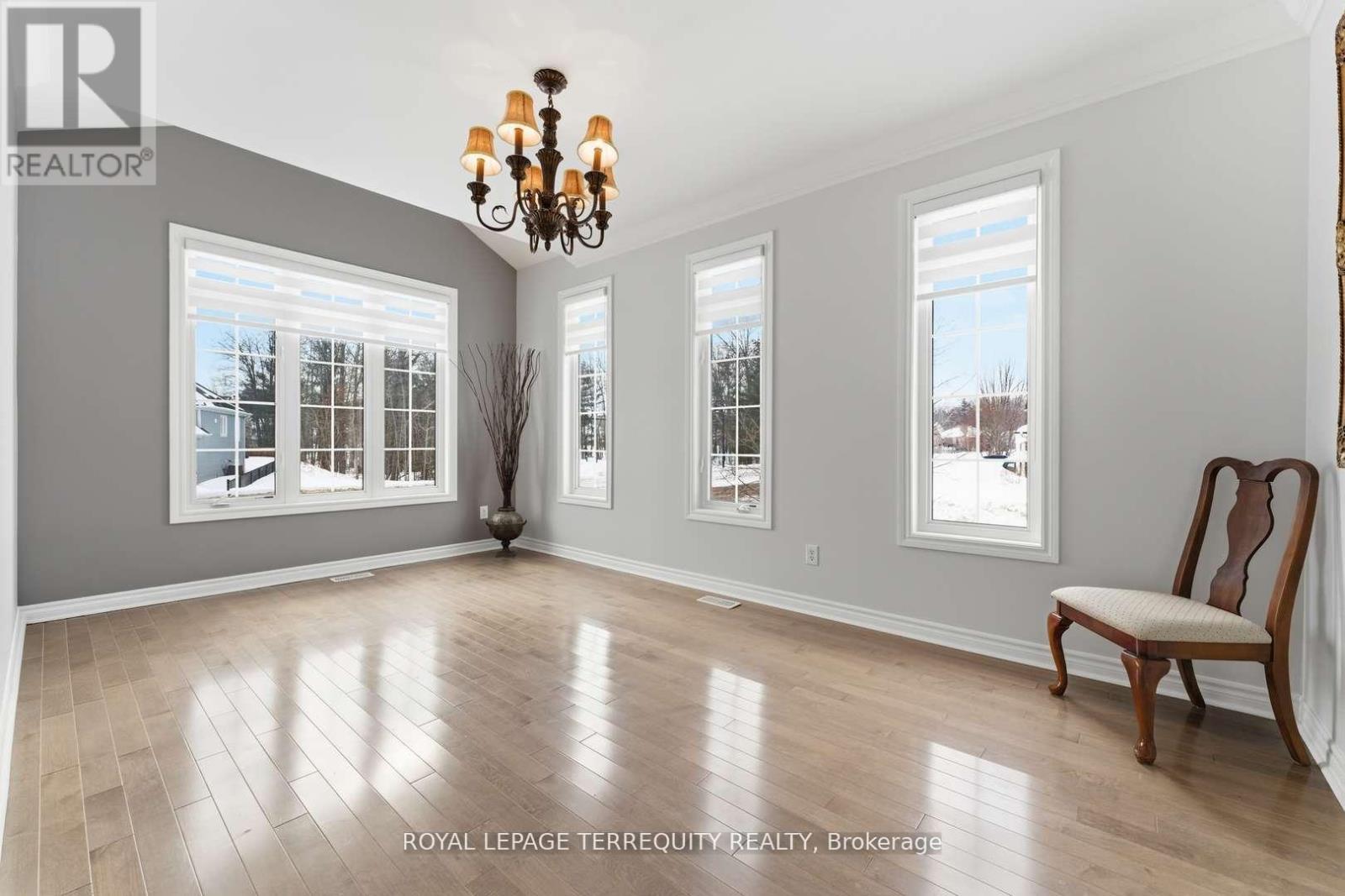 10 CULHAM TRAIL - 19