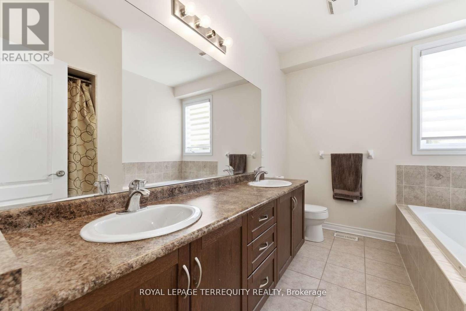 10 CULHAM TRAIL - 26