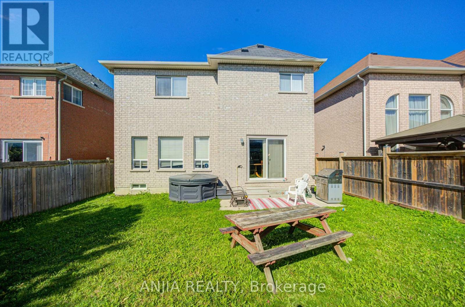 102 WESTMINSTER CIRCLE - 22