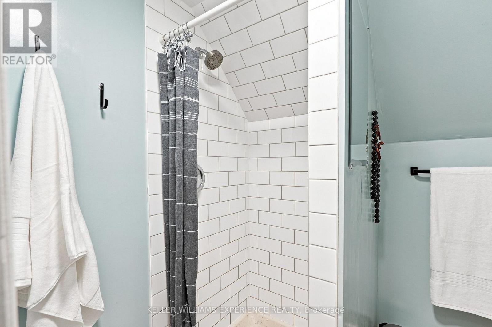 120 MATCHEDASH STREET N - Image 30