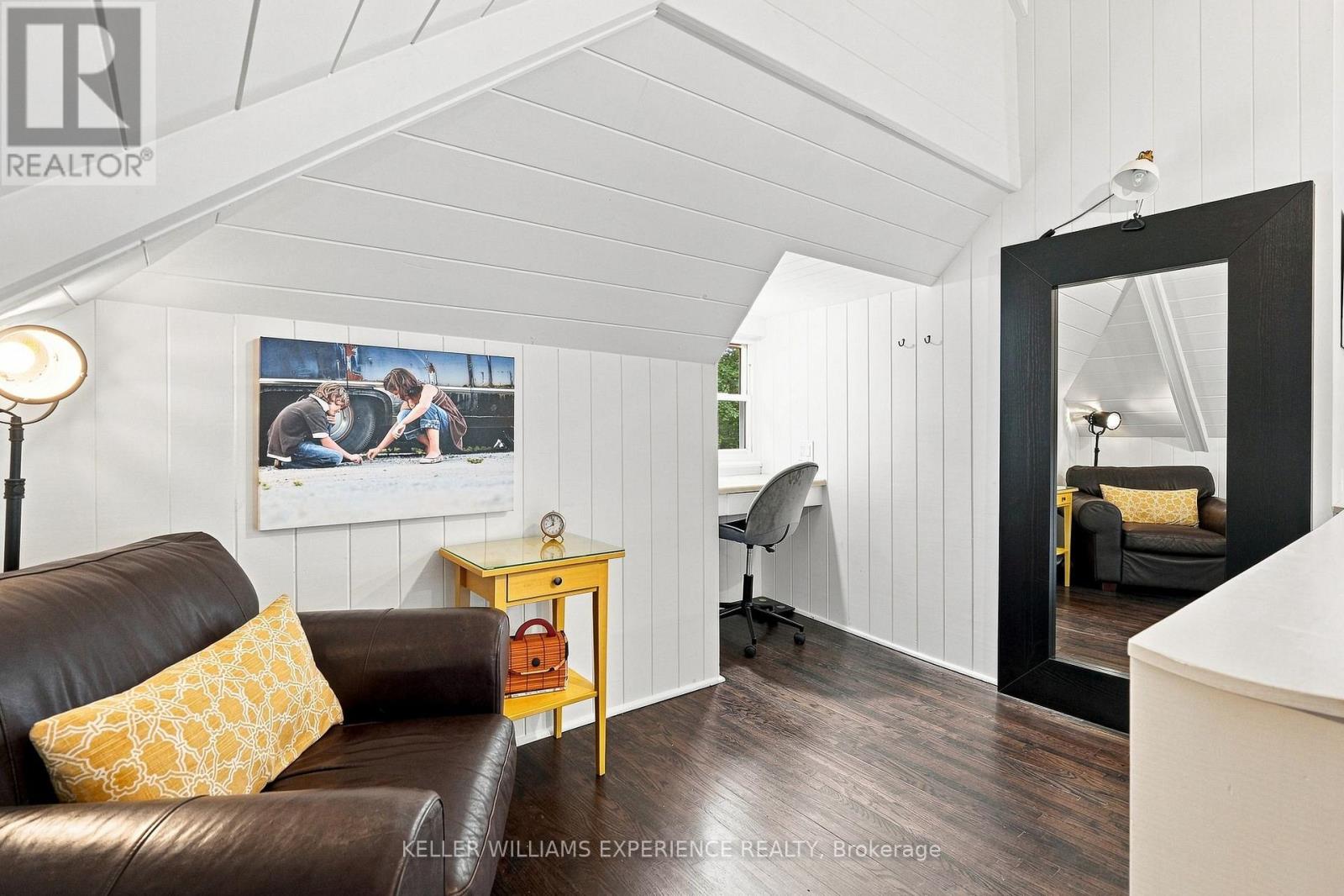 120 MATCHEDASH STREET N - Image 32