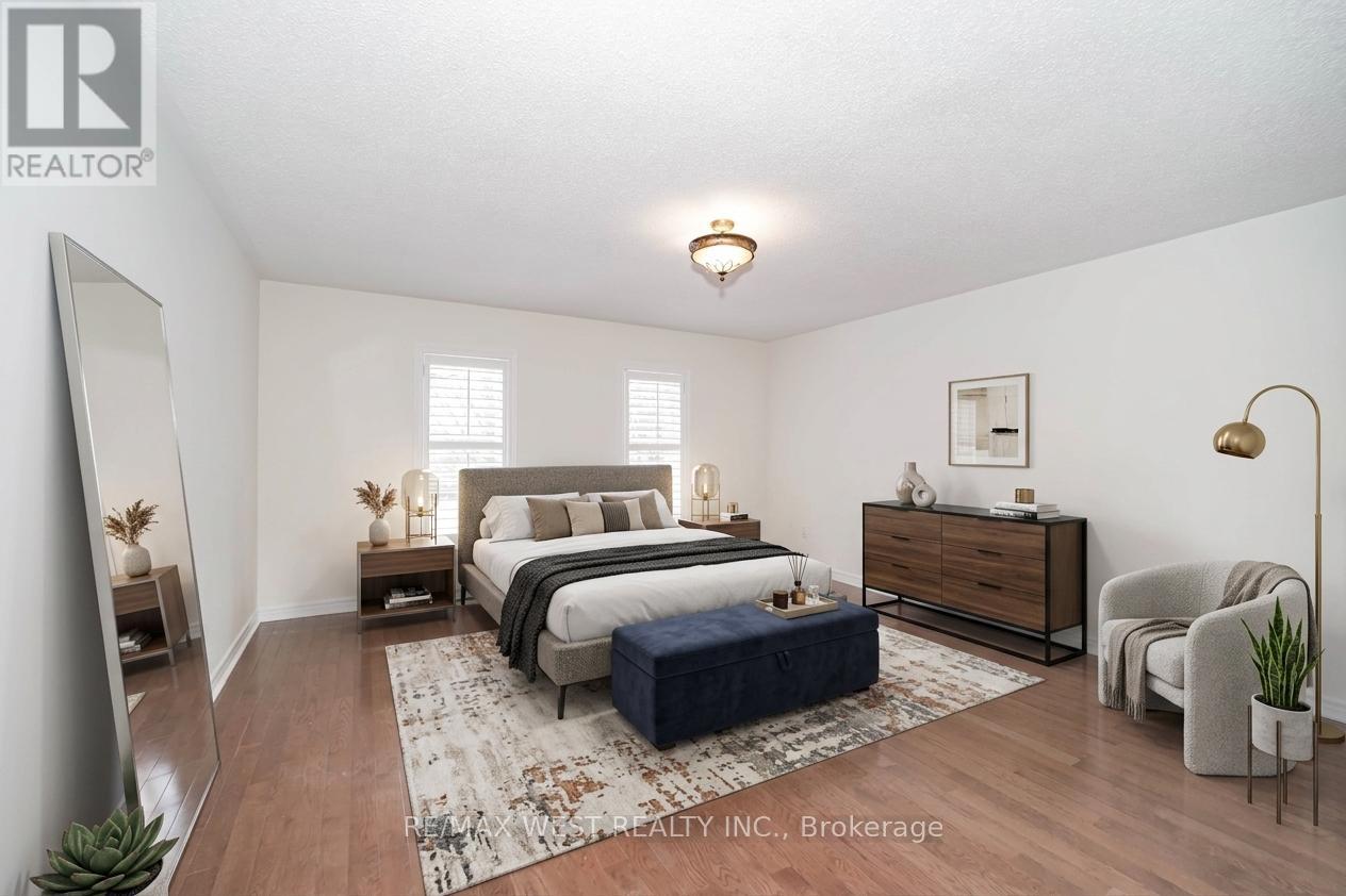 81 WOODVIEW DRIVE - 17