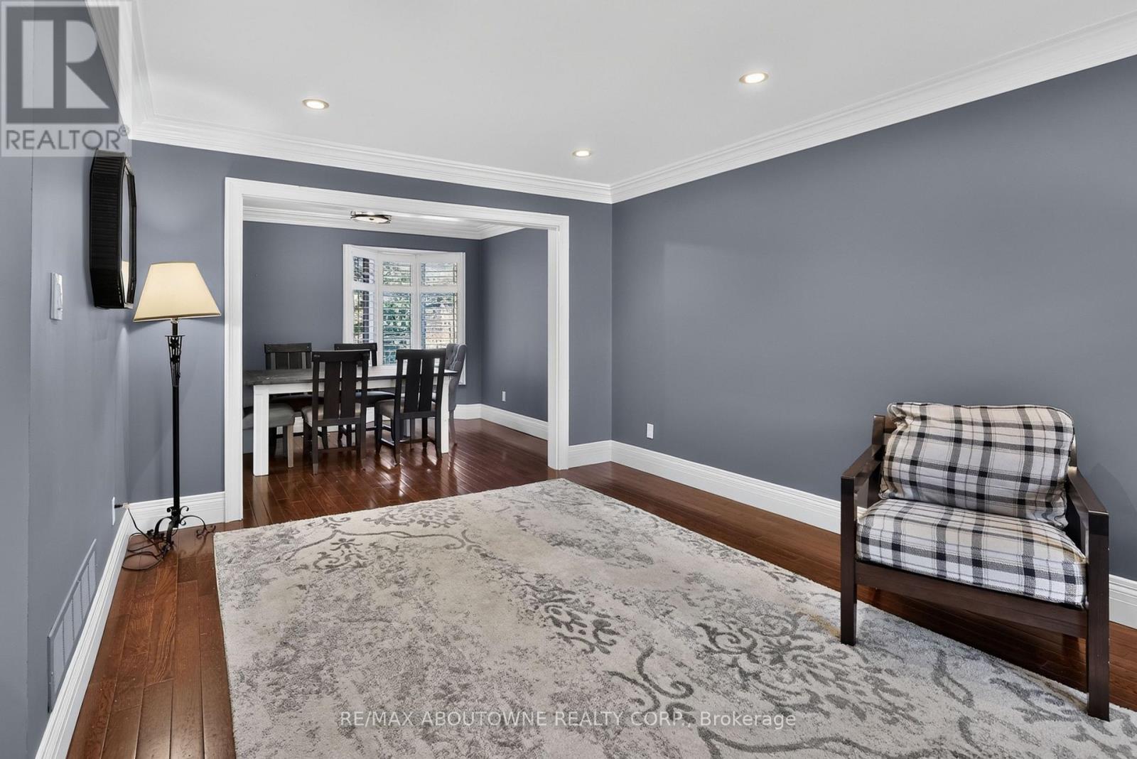 2102 SALMA CRESCENT - Image 12