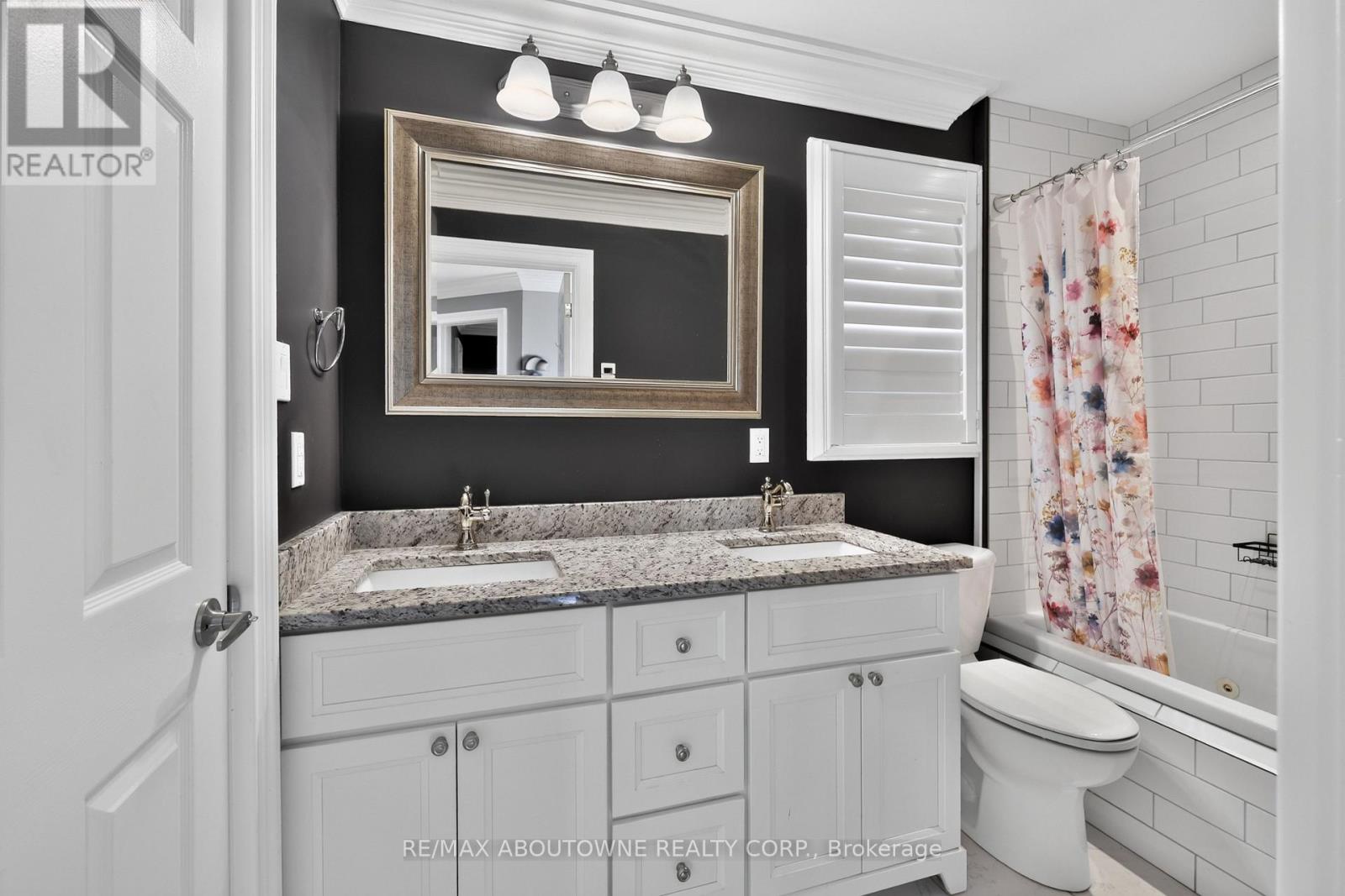2102 SALMA CRESCENT - Image 25