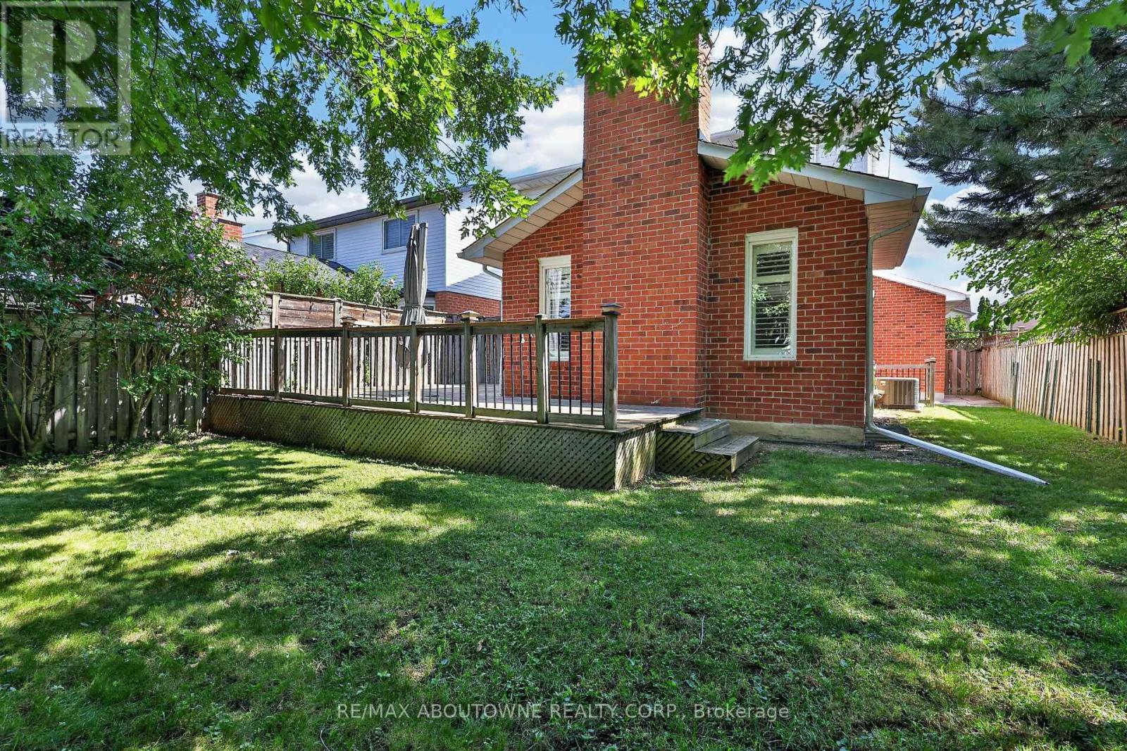 2102 SALMA CRESCENT - Image 40