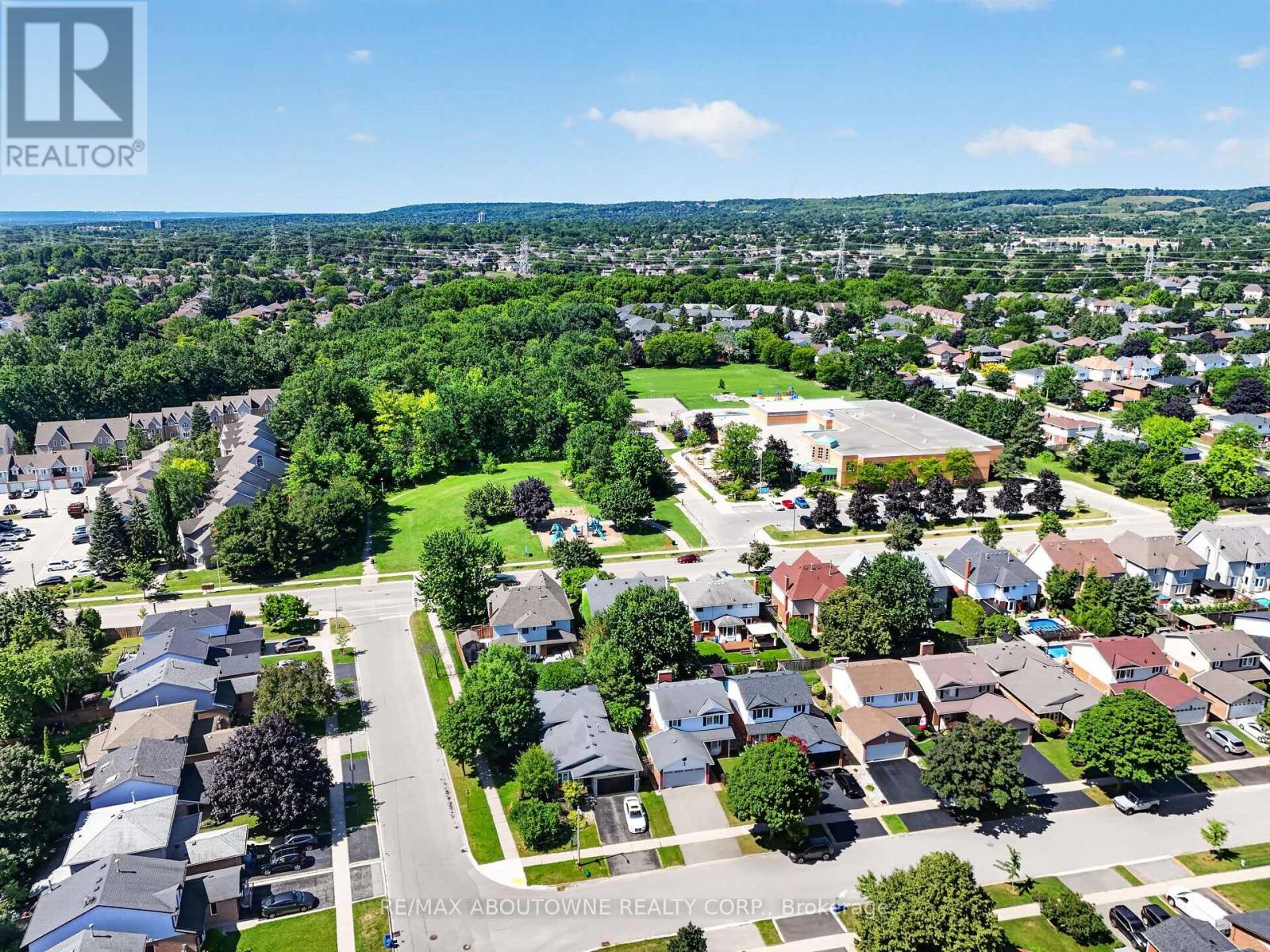 2102 SALMA CRESCENT - Image 48