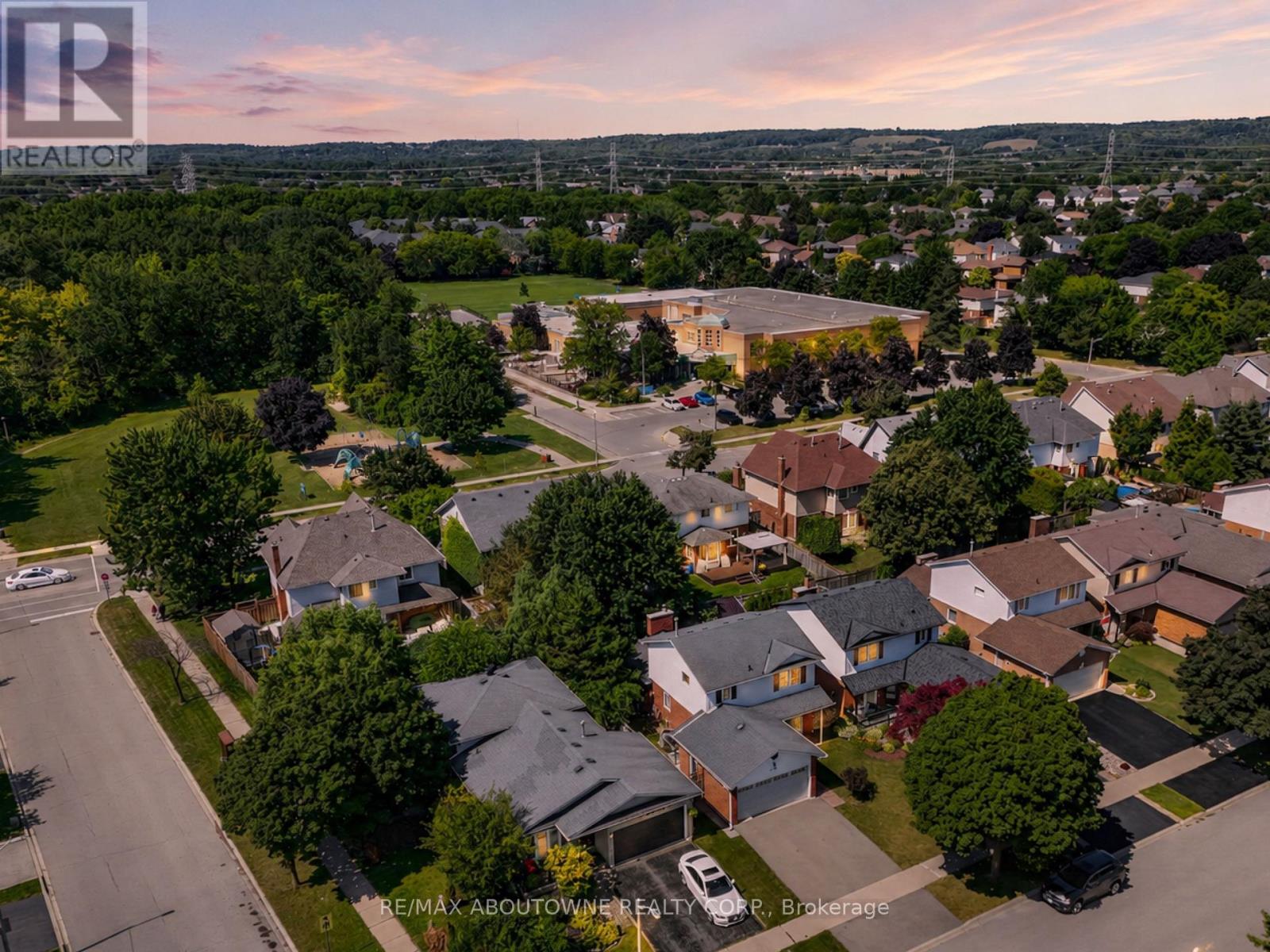 2102 SALMA CRESCENT - 49